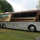 Illustration for article titled Willie Nelsons Tour Bus Might Have Just Won Craigslist